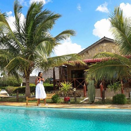 Ivory Ocean View Marumbi Exterior foto