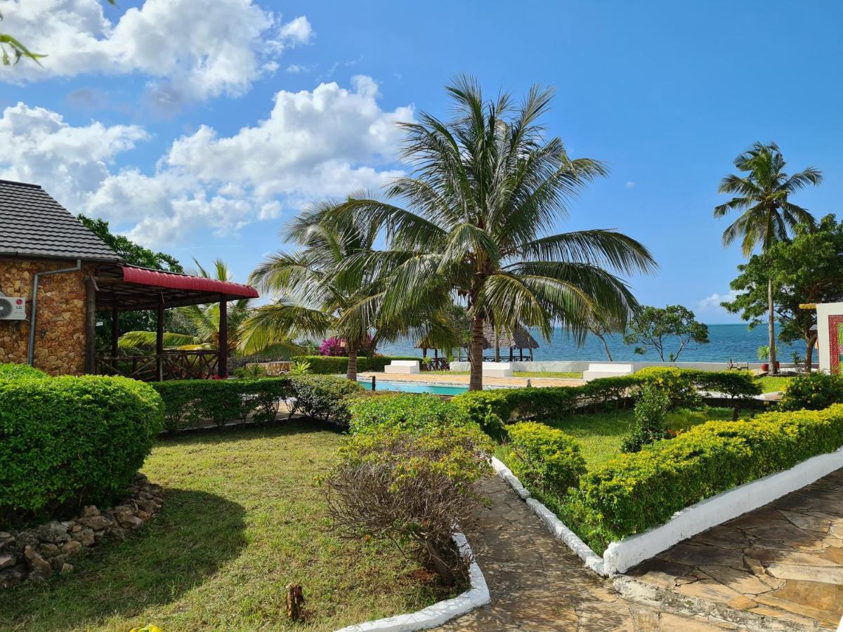 Ivory Ocean View Marumbi Exterior foto
