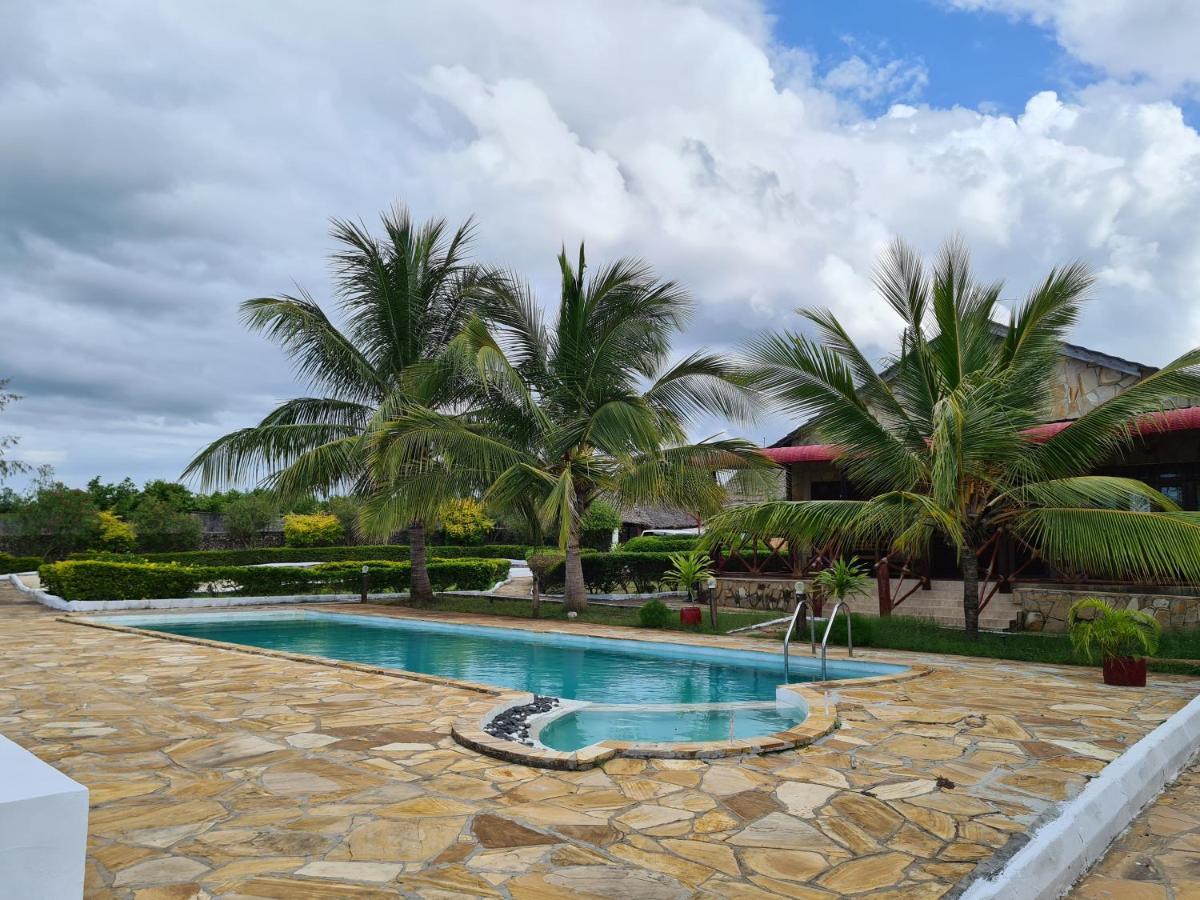 Ivory Ocean View Marumbi Exterior foto
