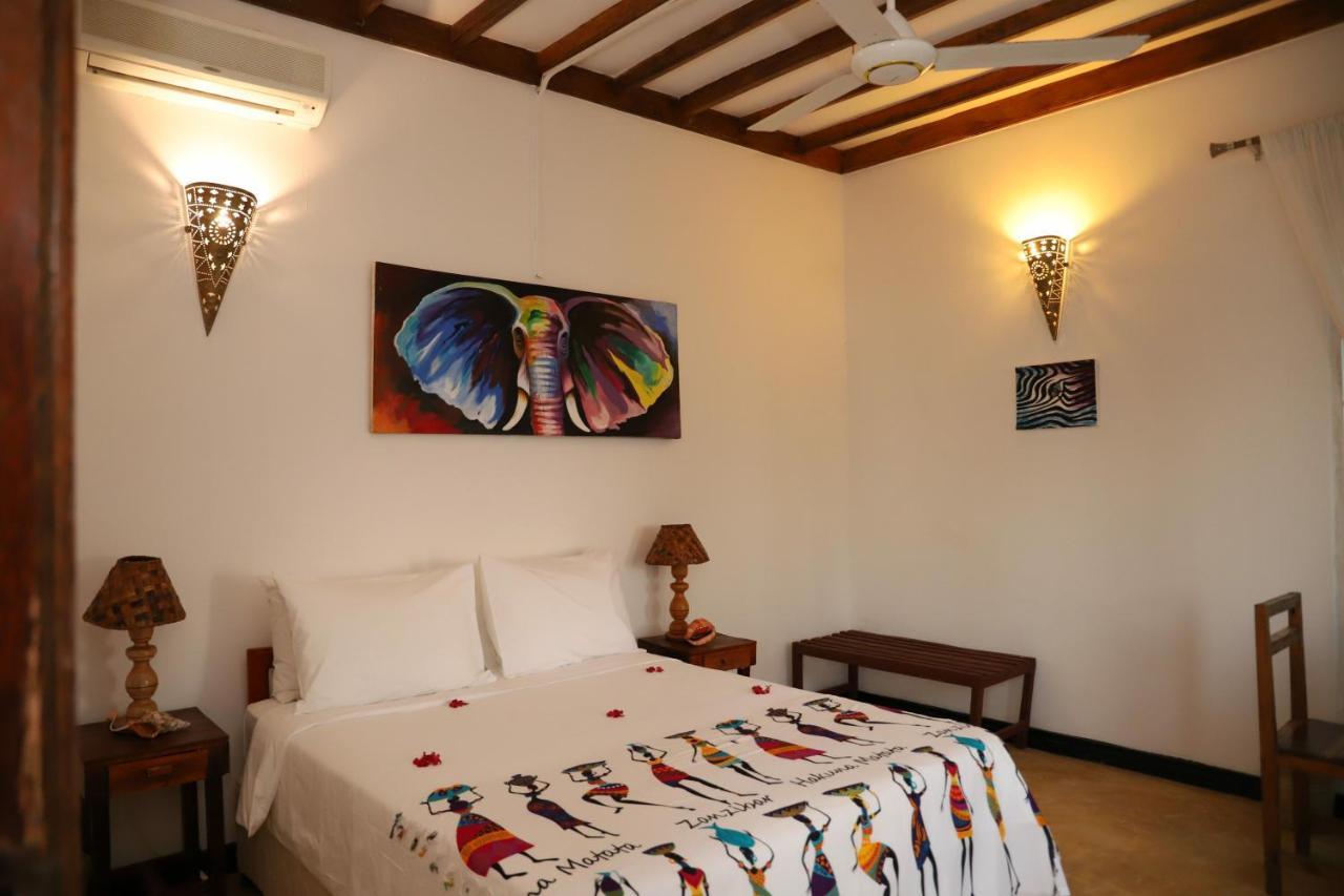 Ivory Ocean View Marumbi Exterior foto