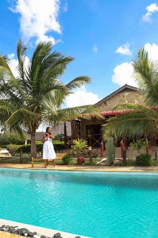 Ivory Ocean View Marumbi Exterior foto
